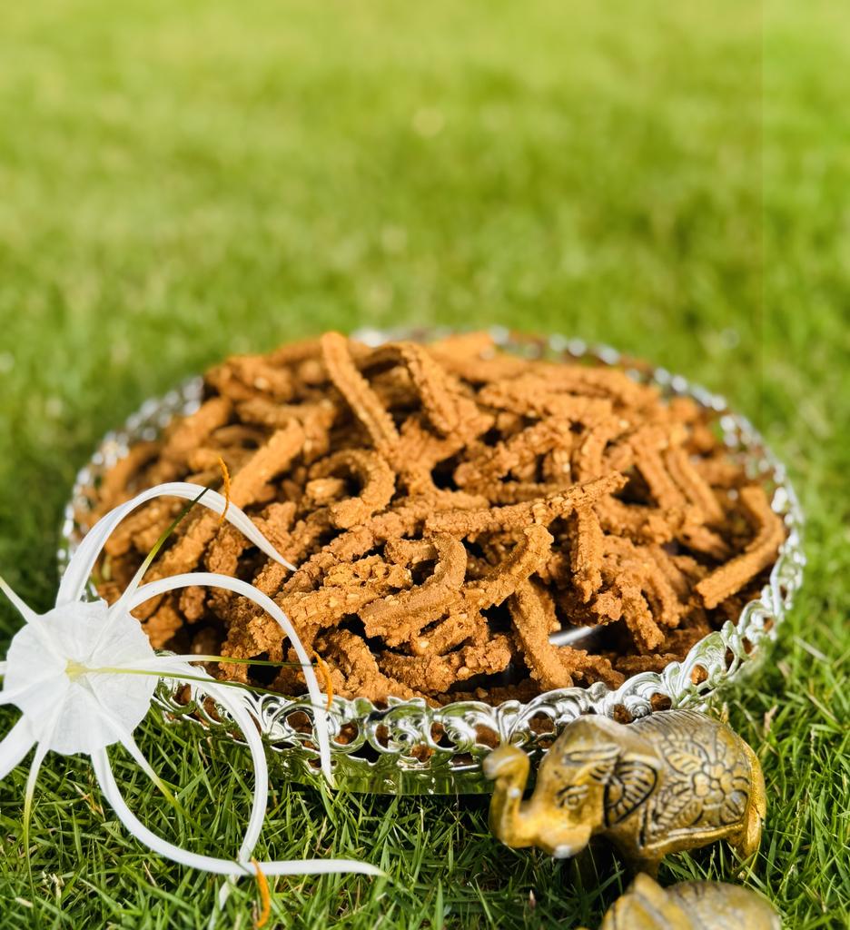 Pacha Jonna Murukulu - 250 Grms